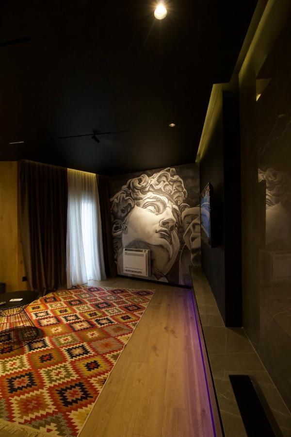 King'S Apartment Korce Esterno foto
