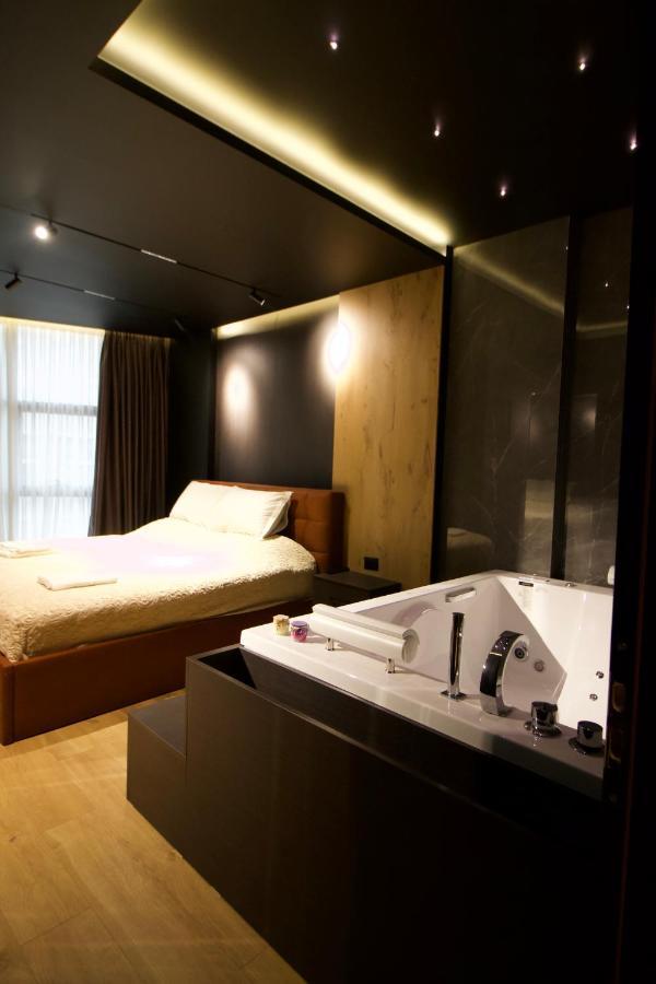 King'S Apartment Korce Esterno foto